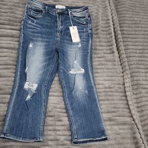 Risen High-waist Capri Jeans